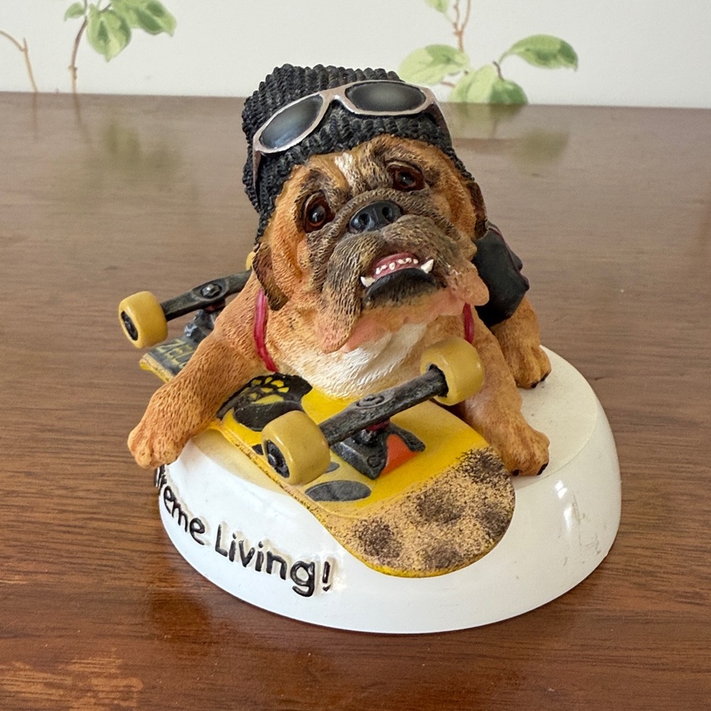 Zelda Wisdom ‘Xtreme Living’ Skateboarding Bulldog Figurine - 2002